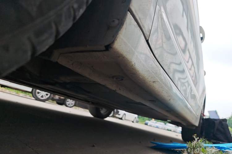 Used Hyundai Elantra (6th Generation / Lingdong) 2016 1.6L Automatic ZhiXuan – Elite Version Left Side Sill