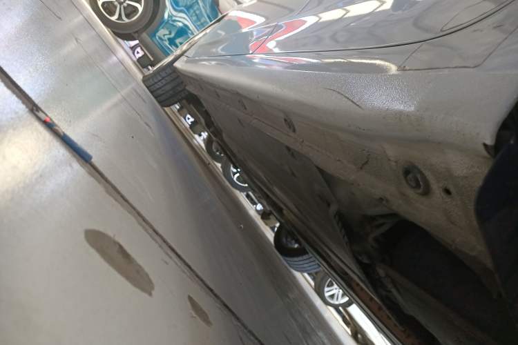 Used Hyundai Elantra (6th Generation / Lingdong) 2016 1.6L Automatic ZhiXuan – Elite Version Left Side Sill