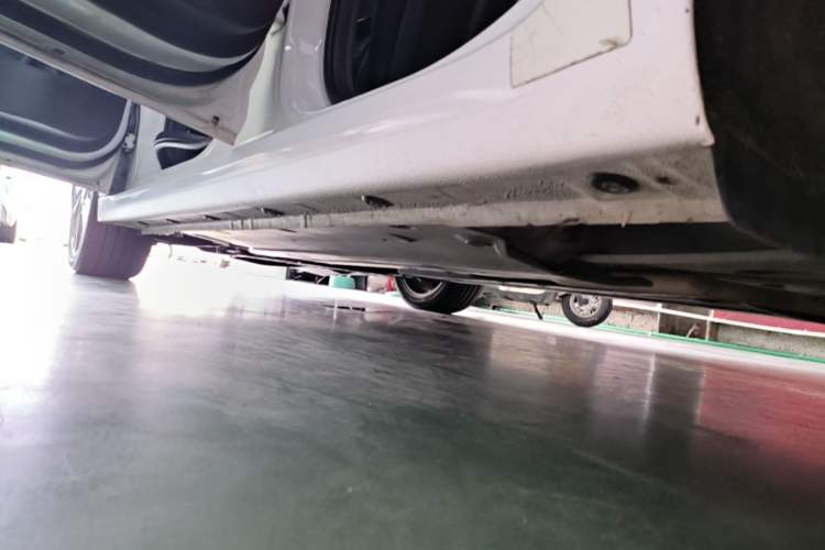 Used Hyundai Elantra (6th Generation / Lingdong) 2016 1.6L Automatic ZhiXuan – Elite Version Left Side Sill