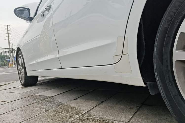 Used Hyundai Elantra (6th Generation / Lingdong) 2016 1.6L Automatic ZhiXuan · Luxury Version Left Side Sill