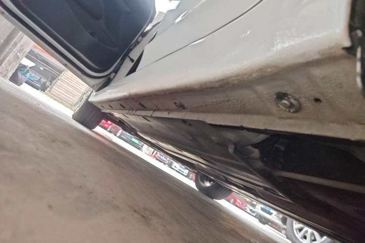 Used Hyundai Elantra (6th Generation / Lingdong) 2016 1.6L Automatic ZhiXuan – Elite Version Left Side Sill