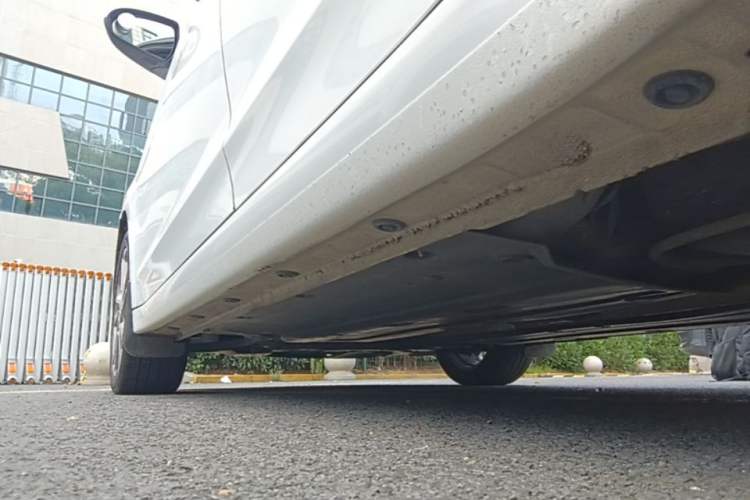 Used Hyundai Elantra (6th Generation / Lingdong) 2016 1.6L Automatic ZhiXuan – Elite Version Left Side Sill