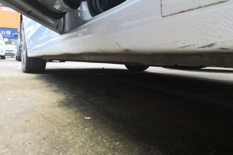 Used Hyundai Elantra (6th Generation / Lingdong) 2016 1.6L Automatic ZhiXuan – Elite Version Left Side Sill