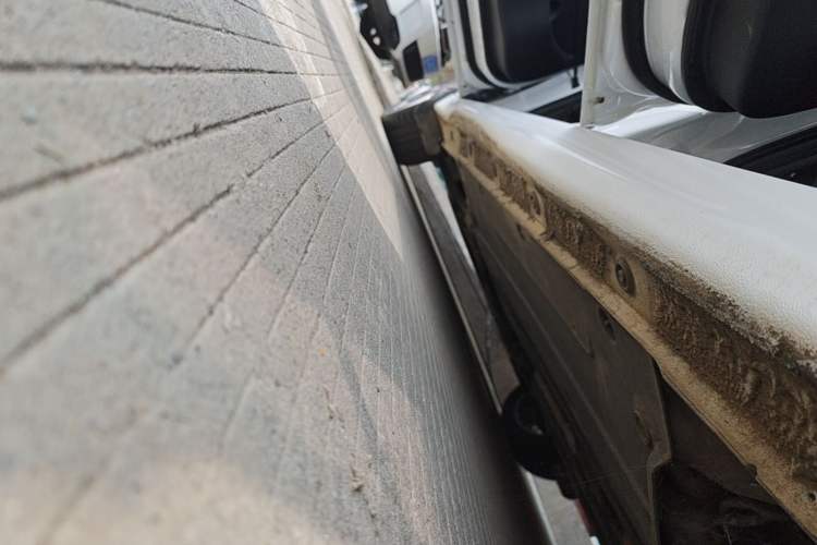 Used Hyundai Elantra (6th Generation / Lingdong) 2016 1.6L Automatic ZhiXuan – Elite Version Left Side Sill