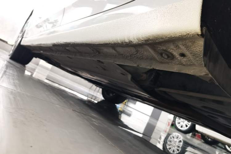 Used Hyundai Elantra (6th Generation / Lingdong) 2016 1.6L Automatic ZhiXuan – Elite Version Left Side Sill