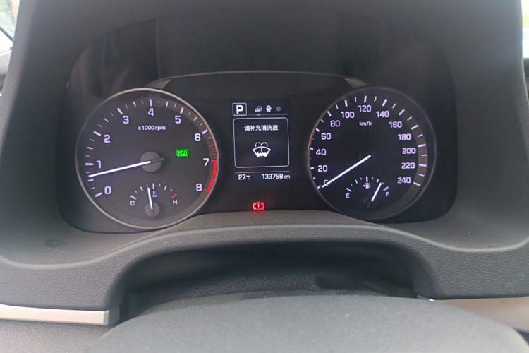 Used Hyundai Elantra (6th Generation / Lingdong) 2016 1.6L Automatic ZhiXuan · Luxury Version Odometer Close Up