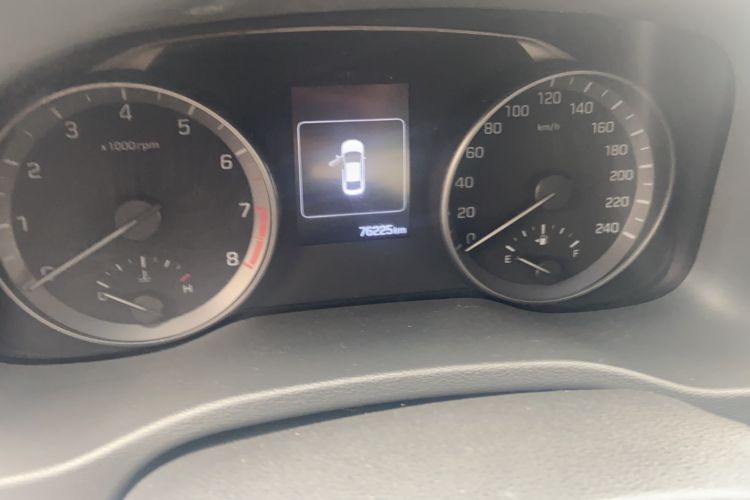 Used Hyundai Elantra (6th Generation / Lingdong) 2016 1.6L Automatic ZhiXuan – Elite Version Odometer Close Up