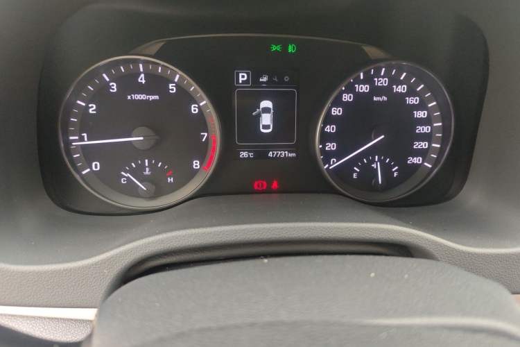 Used Hyundai Elantra (6th Generation / Lingdong) 2016 1.6L Automatic ZhiXuan – Elite Version Odometer Close Up