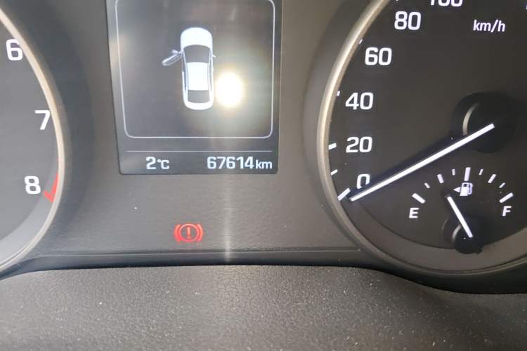 Used Hyundai Elantra (6th Generation / Lingdong) 2016 1.6L Automatic ZhiXuan – Elite Version Odometer Close Up