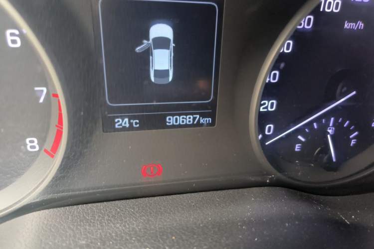 Used Hyundai Elantra (6th Generation / Lingdong) 2016 1.6L Manual ZhiXuan · Dynamic Model Odometer Close Up