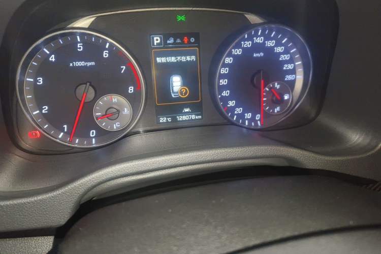 Used Hyundai Elantra (6th Generation / Lingdong) 2016 1.4T Dual-Clutch Xuan Dong · Flagship Edition Odometer Close Up