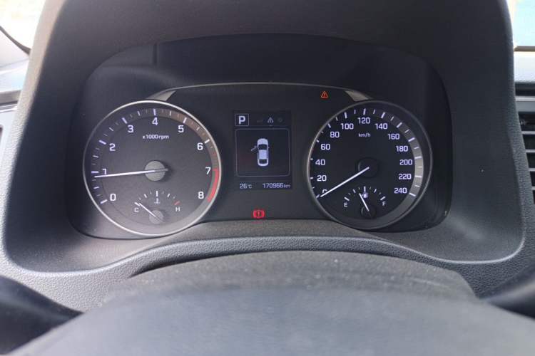 Used Hyundai Elantra (6th Generation / Lingdong) 2016 1.6L Automatic ZhiXuan – Elite Version Odometer Close Up