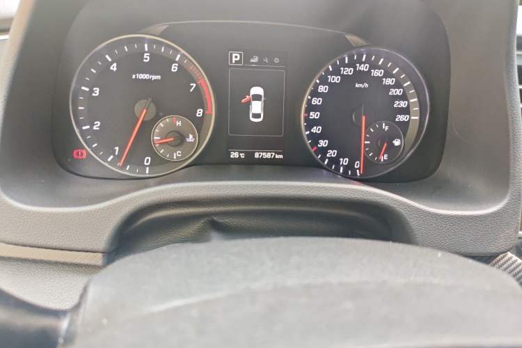 Used Hyundai Elantra (6th Generation / Lingdong) 2016 1.4T Dual-Clutch Xuan Dong · Dynamic Version Odometer Close Up