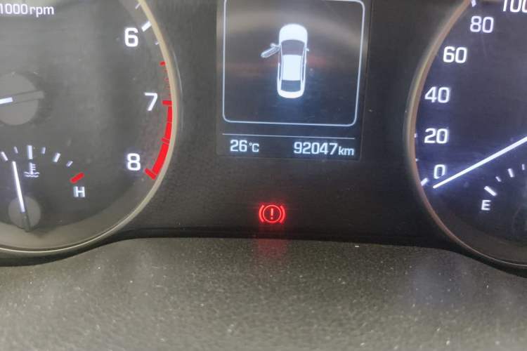 Used Hyundai Elantra (6th Generation / Lingdong) 2016 1.6L Manual ZhiXuan·Youth Edition Odometer Close Up