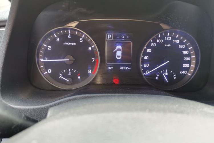 Used Hyundai Elantra (6th Generation / Lingdong) 2016 1.6L Automatic ZhiXuan – Elite Version Odometer Close Up