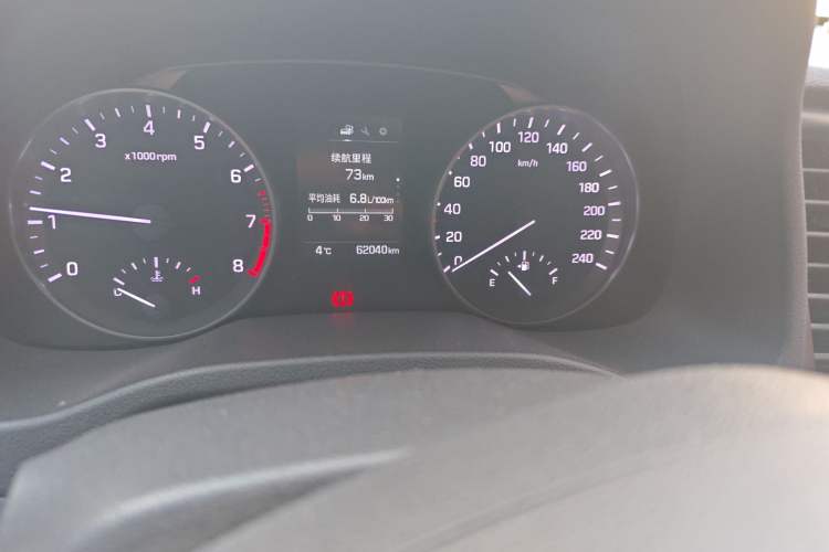 Used Hyundai Elantra (6th Generation / Lingdong) 2016 1.6L Manual ZhiXuan·Youth Edition Odometer Close Up