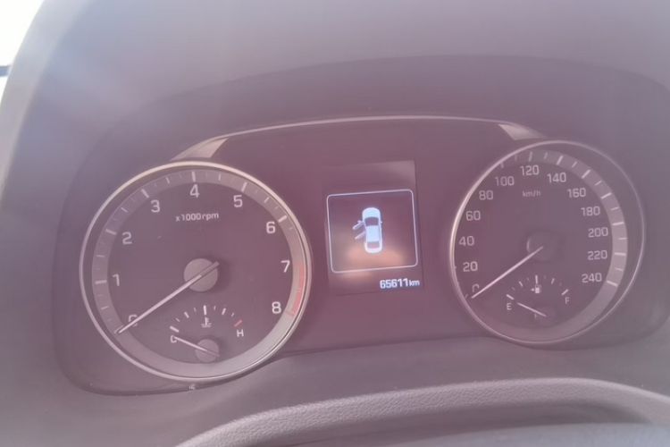 Used Hyundai Elantra (6th Generation / Lingdong) 2016 1.6L Automatic ZhiXuan – Elite Version Odometer Close Up