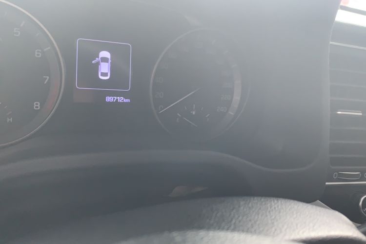 Used Hyundai Elantra (6th Generation / Lingdong) 2016 1.6L Automatic ZhiXuan – Elite Version Odometer Close Up
