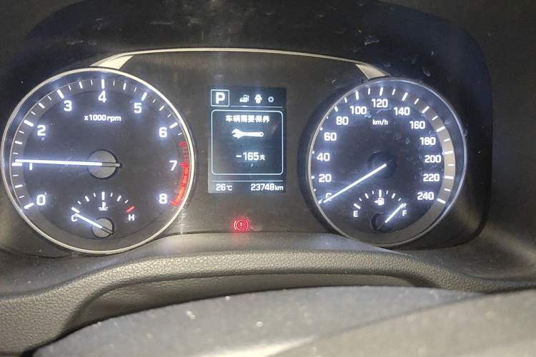 Used Hyundai Elantra (6th Generation / Lingdong) 2016 1.6L Automatic ZhiXuan – Elite Version Odometer Close Up
