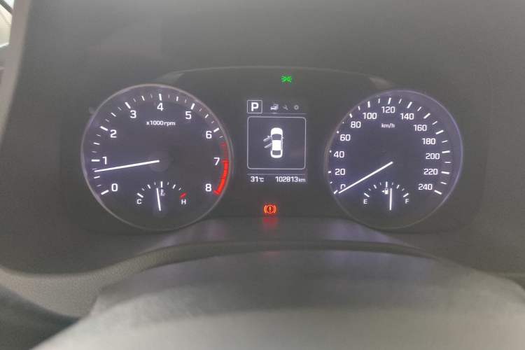 Used Hyundai Elantra (6th Generation / Lingdong) 2016 1.6L Automatic ZhiXuan – Elite Version Odometer Close Up