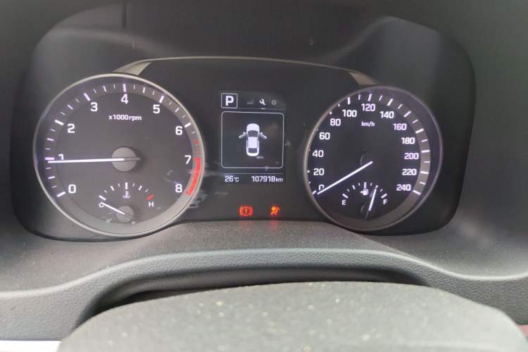 Used Hyundai Elantra (6th Generation / Lingdong) 2016 1.6L Automatic ZhiXuan – Elite Version Odometer Close Up