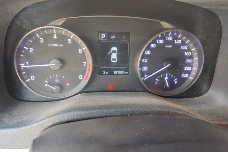 Used Hyundai Elantra (6th Generation / Lingdong) 2016 1.6L Automatic ZhiXuan – Elite Version Odometer Close Up