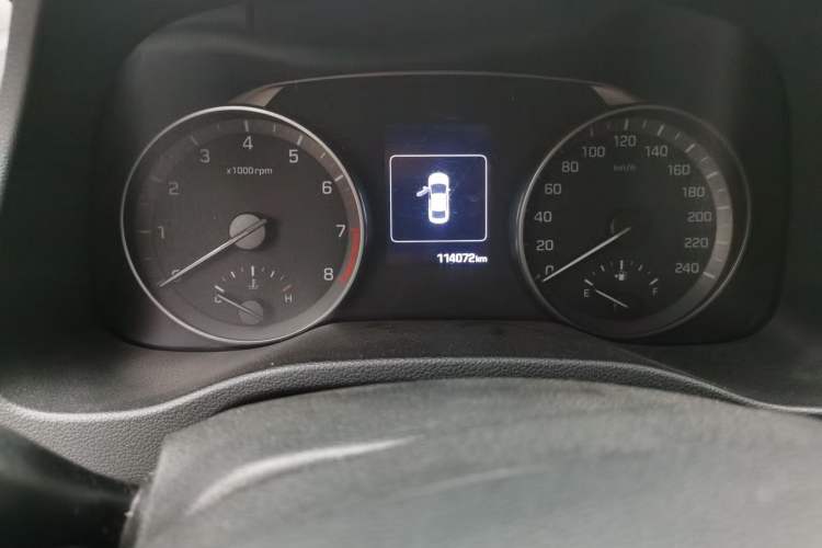 Used Hyundai Elantra (6th Generation / Lingdong) 2016 1.6L Automatic ZhiXuan – Elite Version Odometer Close Up