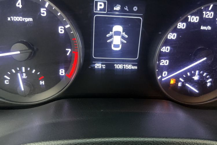 Used Hyundai Elantra (6th Generation / Lingdong) 2016 1.6L Automatic ZhiXuan – Elite Version Odometer Close Up