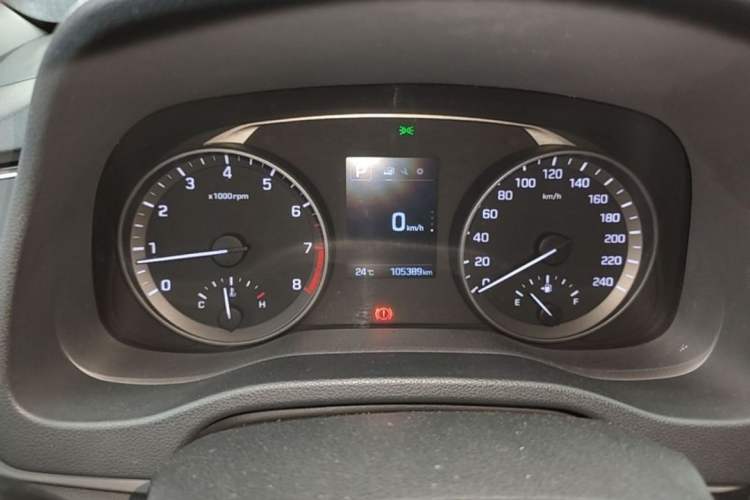 Used Hyundai Elantra (6th Generation / Lingdong) 2016 1.6L Automatic ZhiXuan – Elite Version Odometer Close Up
