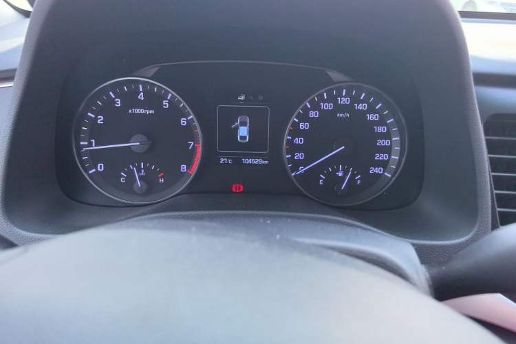 Used Hyundai Elantra (6th Generation / Lingdong) 2016 1.6L Manual ZhiXuan · Dynamic Model Odometer Close Up