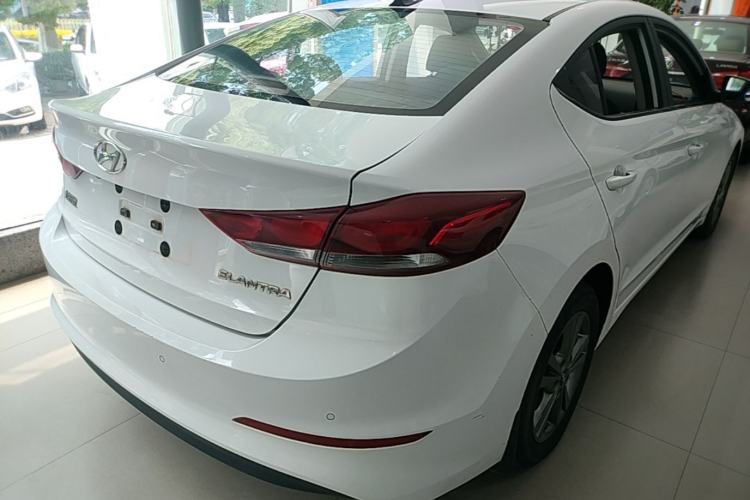 Used Hyundai Elantra (6th Generation / Lingdong) 2016 1.6L Manual ZhiXuan · Dynamic Model Rear Right 45 Deg