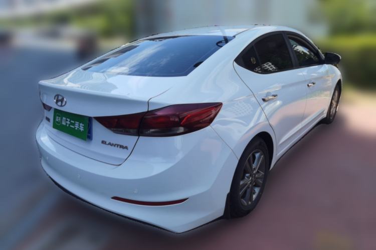 Used Hyundai Elantra (6th Generation / Lingdong) 2016 1.6L Manual ZhiXuan·Youth Edition Rear Right 45 Deg