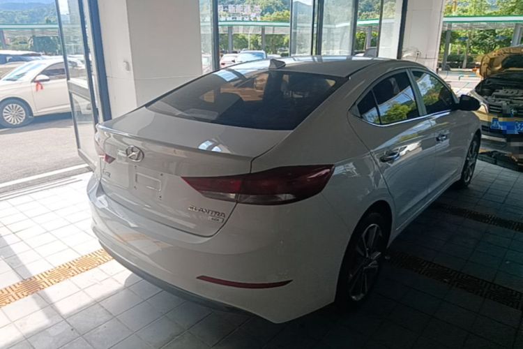 Used Hyundai Elantra (6th Generation / Lingdong) 2016 1.6L Automatic ZhiXuan – Elite Version Rear Right 45 Deg