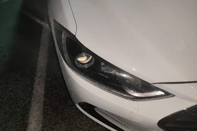 Used Hyundai Elantra (6th Generation / Lingdong) 2016 1.6L Automatic ZhiXuan – Elite Version Right Front Headlight