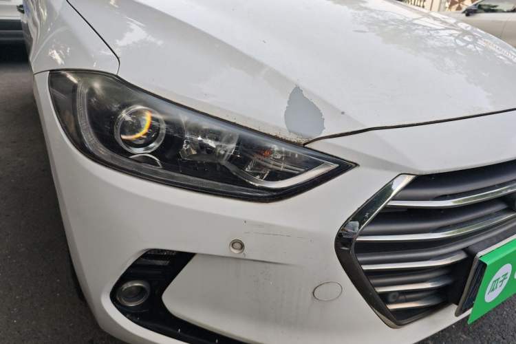 Used Hyundai Elantra (6th Generation / Lingdong) 2016 1.6L Automatic ZhiXuan · Luxury Version Right Front Headlight