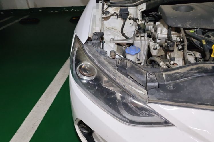 Used Hyundai Elantra (6th Generation / Lingdong) 2016 1.6L Automatic ZhiXuan – Elite Version Right Front Headlight