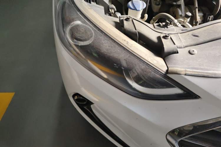 Used Hyundai Elantra (6th Generation / Lingdong) 2016 1.6L Automatic ZhiXuan – Elite Version Right Front Headlight