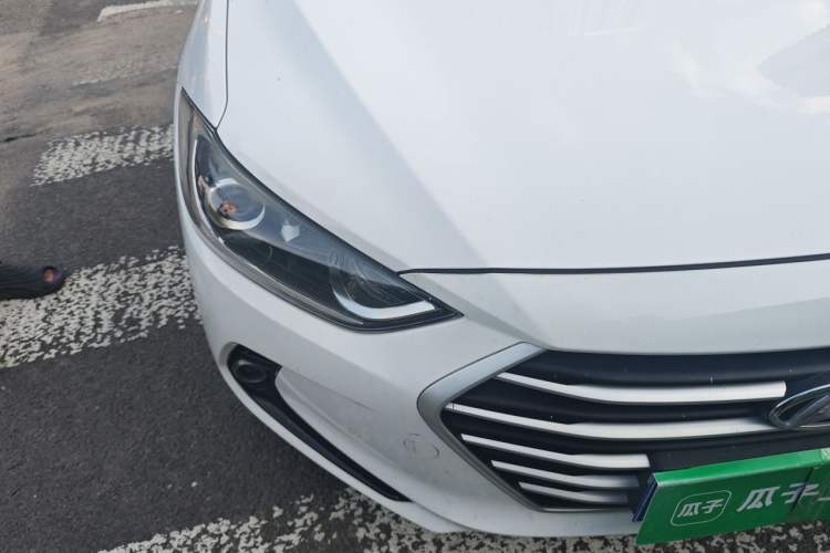 Used Hyundai Elantra (6th Generation / Lingdong) 2016 1.6L Manual ZhiXuan · Dynamic Model Right Front Headlight