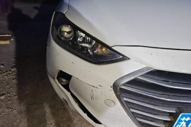 Used Hyundai Elantra (6th Generation / Lingdong) 2016 1.6L Automatic ZhiXuan – Elite Version Right Front Headlight