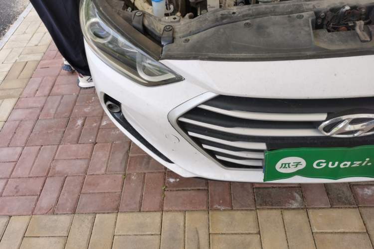 Used Hyundai Elantra (6th Generation / Lingdong) 2016 1.6L Manual ZhiXuan · Dynamic Model Right Front Headlight