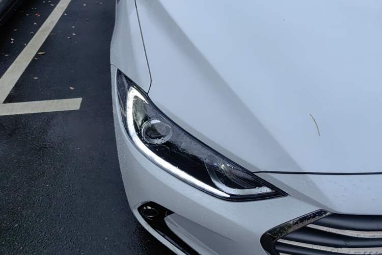 Used Hyundai Elantra (6th Generation / Lingdong) 2016 1.4T Dual-Clutch Xuan Dong·Elite Version Right Front Headlight
