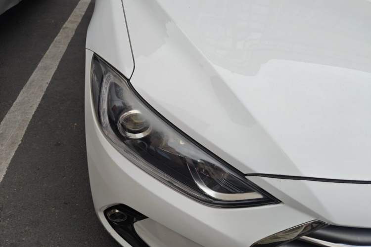 Used Hyundai Elantra (6th Generation / Lingdong) 2016 1.6L Automatic ZhiXuan – Elite Version Right Front Headlight