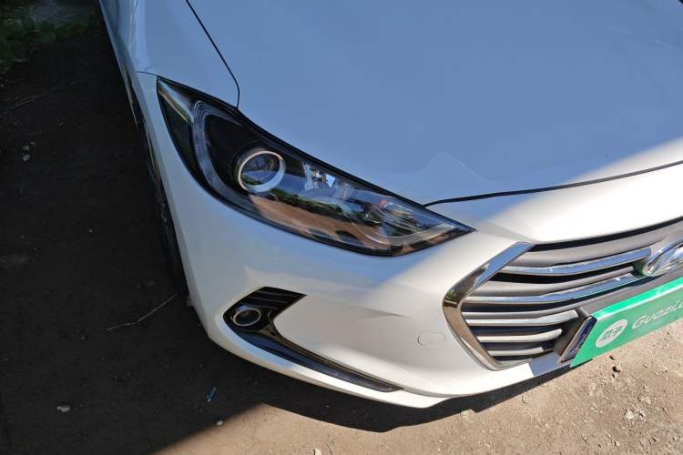 Used Hyundai Elantra (6th Generation / Lingdong) 2016 1.6L Automatic ZhiXuan – Elite Version Right Front Headlight