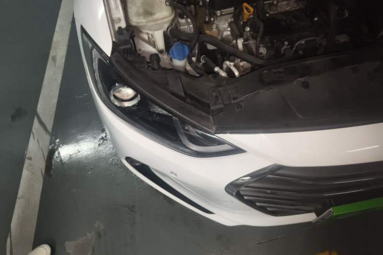 Used Hyundai Elantra (6th Generation / Lingdong) 2016 1.4T Dual-Clutch Xuan Dong · Flagship Edition Right Front Headlight