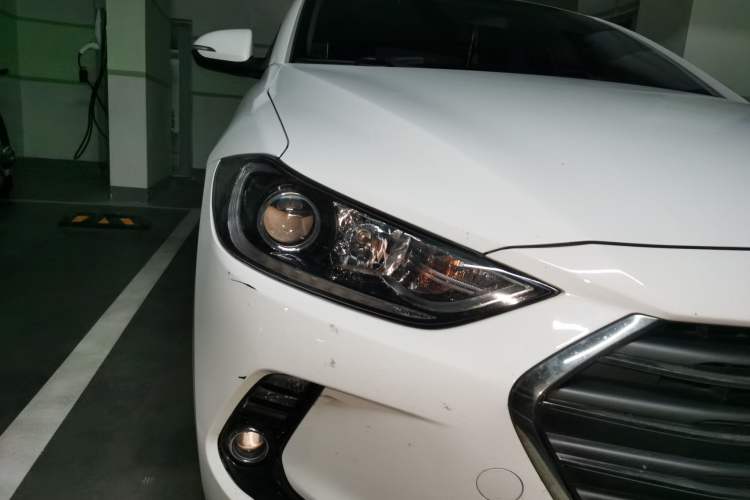 Used Hyundai Elantra (6th Generation / Lingdong) 2016 1.6L Automatic ZhiXuan – Elite Version Right Front Headlight