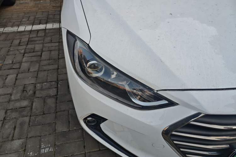 Used Hyundai Elantra (6th Generation / Lingdong) 2016 1.4T Dual-Clutch Xuan Dong · Dynamic Version Right Front Headlight