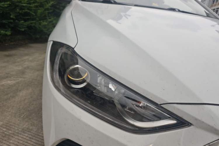 Used Hyundai Elantra (6th Generation / Lingdong) 2016 1.6L Automatic ZhiXuan – Elite Version Right Front Headlight