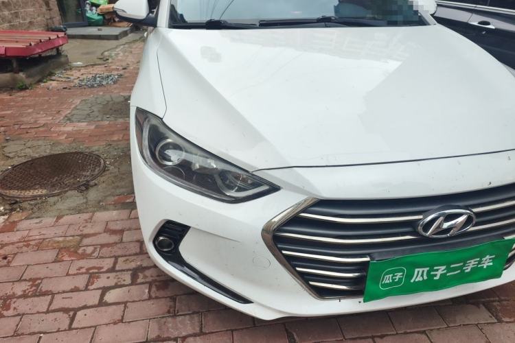 Used Hyundai Elantra (6th Generation / Lingdong) 2016 1.6L Automatic ZhiXuan – Elite Version Right Front Headlight