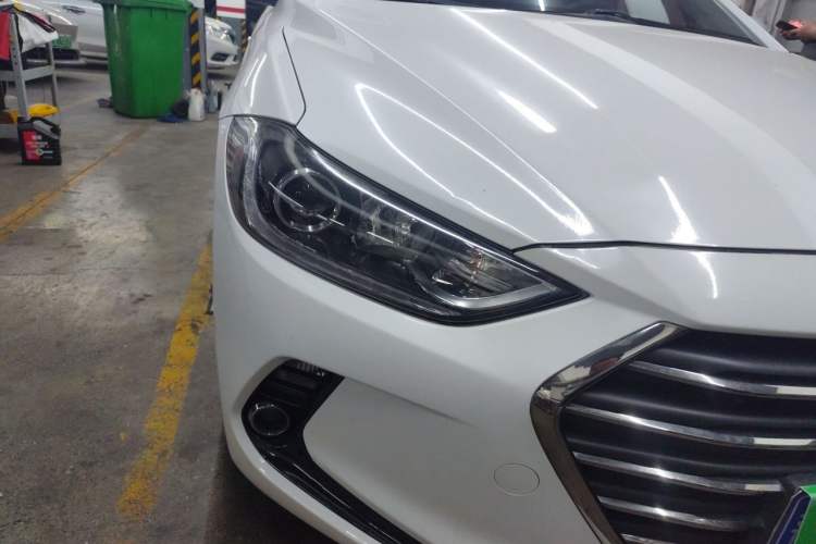 Used Hyundai Elantra (6th Generation / Lingdong) 2016 1.6L Automatic ZhiXuan – Elite Version Right Front Headlight