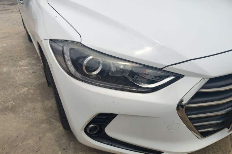 Used Hyundai Elantra (6th Generation / Lingdong) 2016 1.6L Automatic ZhiXuan – Elite Version Right Front Headlight